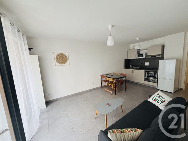 Appartement F2 à louer - 2 pièces - 45.61 m2 - VILLEURBANNE - 69 - RHONE-ALPES - Century 21 Le 7 De Coeur