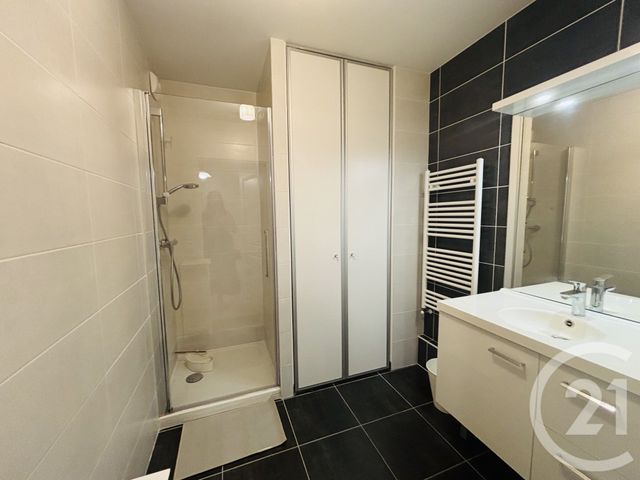 Appartement F2 à louer - 2 pièces - 45.61 m2 - VILLEURBANNE - 69 - RHONE-ALPES - Century 21 Le 7 De Coeur