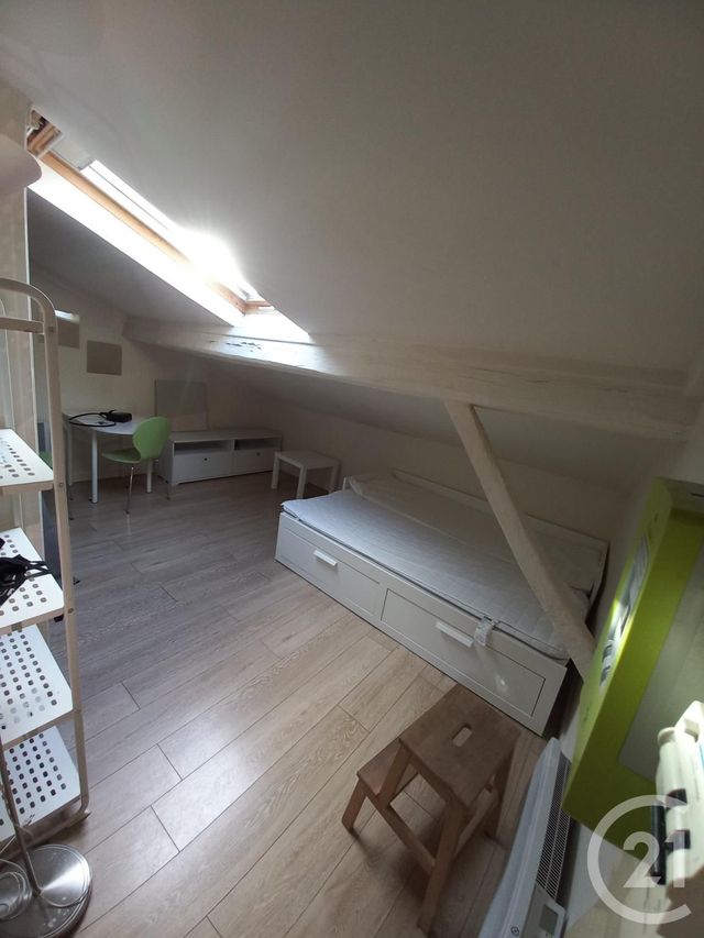Appartement Studio à louer - 1 pièce - 14.72 m2 - LYON - 69007 - RHONE-ALPES - Century 21 Le 7 De Coeur