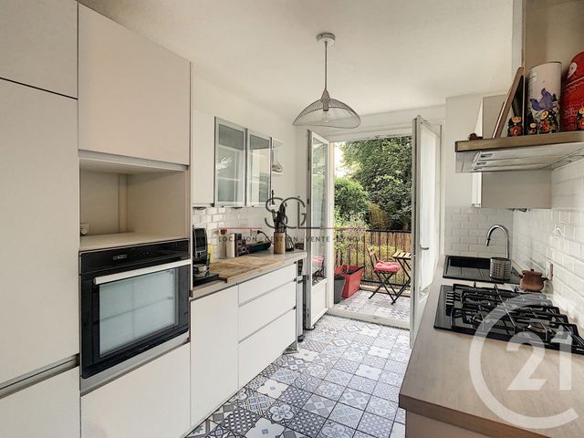 Appartement F2 à louer - 2 pièces - 59.79 m2 - LYON - 69003 - RHONE-ALPES - Century 21 Le 7 De Coeur
