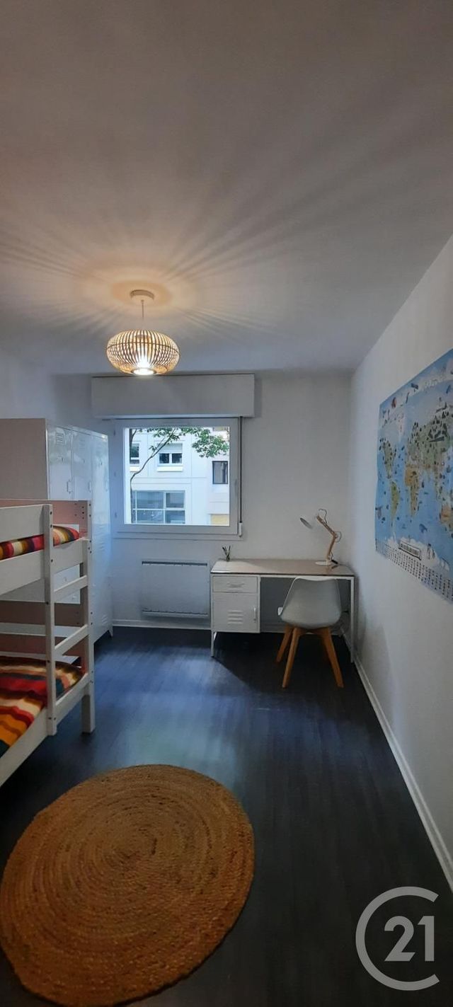 Appartement F3 à louer - 3 pièces - 72.23 m2 - LYON - 69003 - RHONE-ALPES - Century 21 Le 7 De Coeur Appartement F3 à louer - 3 pièces - 72.23 m2 - LYON - 69003 - RHONE-ALPES - Century 21 Le 7 De Coeur