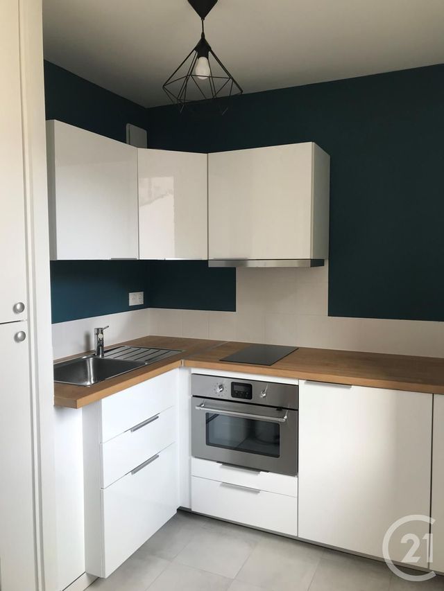 Appartement T1 à louer - 1 pièce - 32.68 m2 - LYON - 69003 - RHONE-ALPES - Century 21 Le 7 De Coeur Appartement T1 à louer - 1 pièce - 32.68 m2 - LYON - 69003 - RHONE-ALPES - Century 21 Le 7 De Coeur