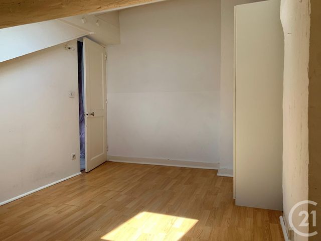 Appartement T2 à louer - 2 pièces - 35.38 m2 - VILLEURBANNE - 69 - RHONE-ALPES - Century 21 Le 7 De Coeur Appartement T2 à louer - 2 pièces - 35.38 m2 - VILLEURBANNE - 69 - RHONE-ALPES - Century 21 Le 7 De Coeur