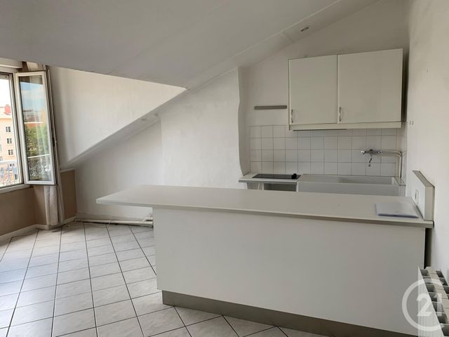 Appartement T2 à louer - 2 pièces - 35.38 m2 - VILLEURBANNE - 69 - RHONE-ALPES - Century 21 Le 7 De Coeur Appartement T2 à louer - 2 pièces - 35.38 m2 - VILLEURBANNE - 69 - RHONE-ALPES - Century 21 Le 7 De Coeur