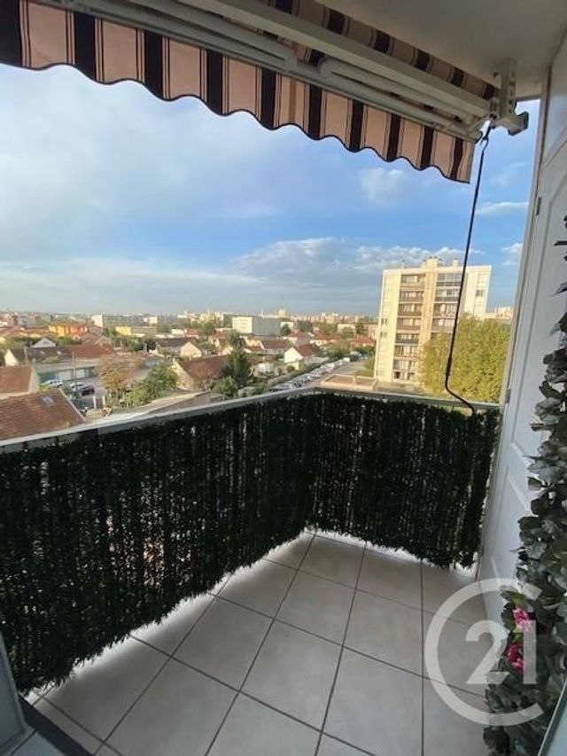 appartement - VAULX EN VELIN - 69