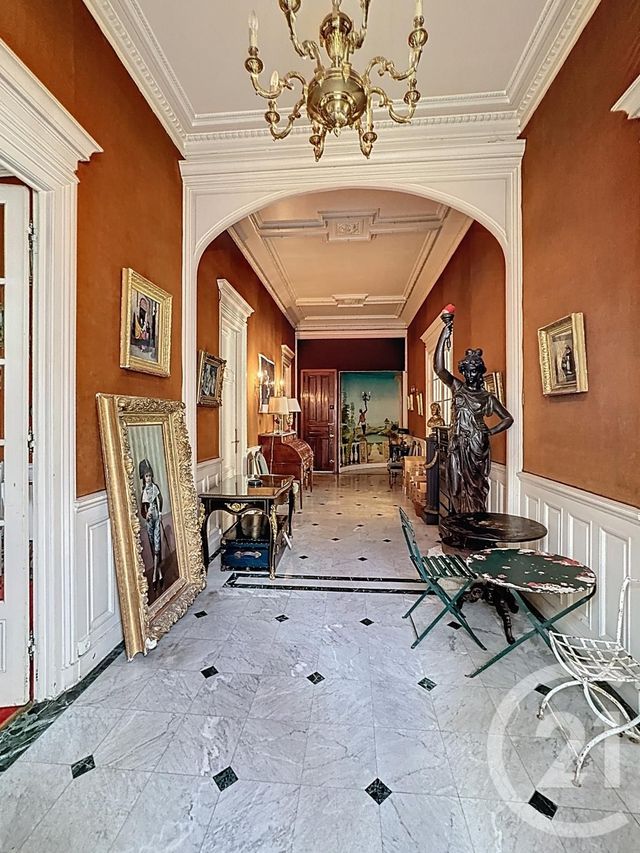 Appartement T3 à louer - 4 pièces - 170.0 m2 - LYON - 69007 - RHONE-ALPES - Century 21 Le 7 De Coeur