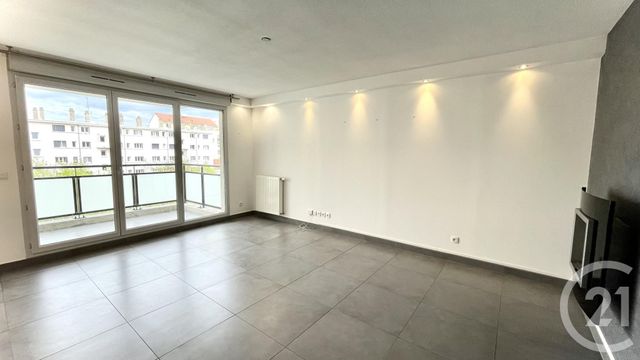 Appartement F3 à vendre - 3 pièces - 61.0 m2 - VILLEURBANNE - 69 - RHONE-ALPES - Century 21 Le 7 De Coeur