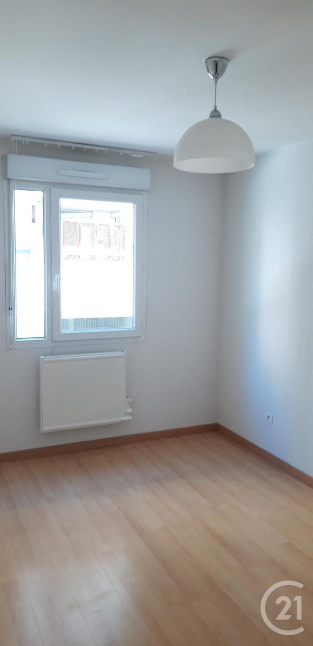 Afficher la photo en grand Appartement F2 à louer - 2 pièces - 45.5 m2 - LYON - 69003 - RHONE-ALPES - Century 21 Le 7 De Coeur