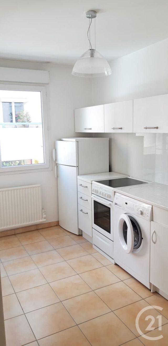 Afficher la photo en grand Appartement F2 à louer - 2 pièces - 45.5 m2 - LYON - 69003 - RHONE-ALPES - Century 21 Le 7 De Coeur