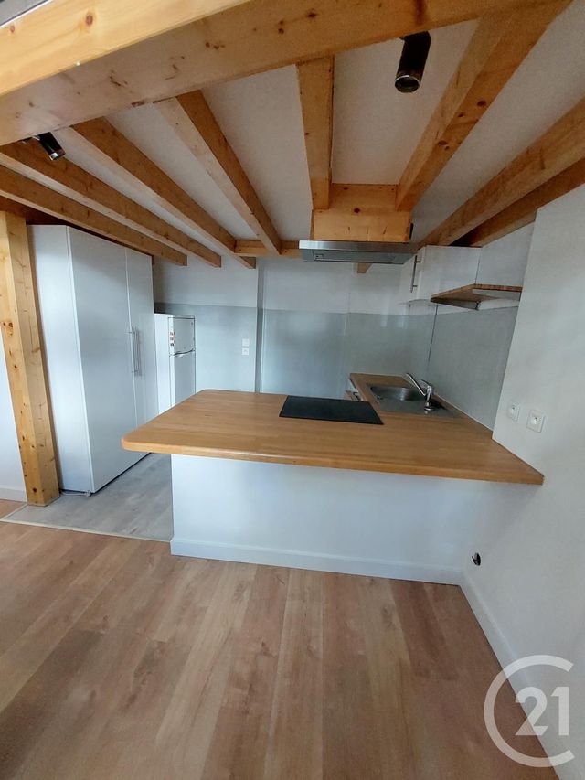 Appartement T2 à louer - 3 pièces - 56.86 m2 - LYON - 69007 - RHONE-ALPES - Century 21 Le 7 De Coeur