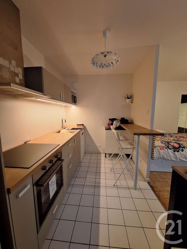 Appartement F1 à louer - 1 pièce - 34.3 m2 - LYON - 69007 - RHONE-ALPES - Century 21 Le 7 De Coeur