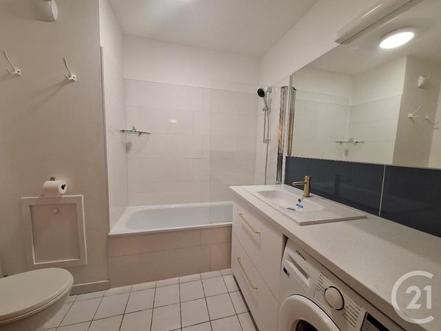 Appartement F1 à louer - 1 pièce - 34.3 m2 - LYON - 69007 - RHONE-ALPES - Century 21 Le 7 De Coeur