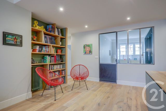 Appartement F4 à louer - 4 pièces - 103.03 m2 - LYON - 69007 - RHONE-ALPES - Century 21 Le 7 De Coeur