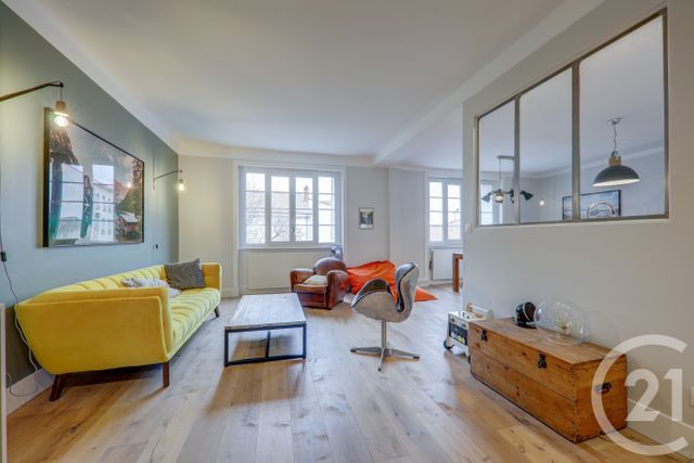 Appartement F4 à louer - 4 pièces - 103.03 m2 - LYON - 69007 - RHONE-ALPES - Century 21 Le 7 De Coeur